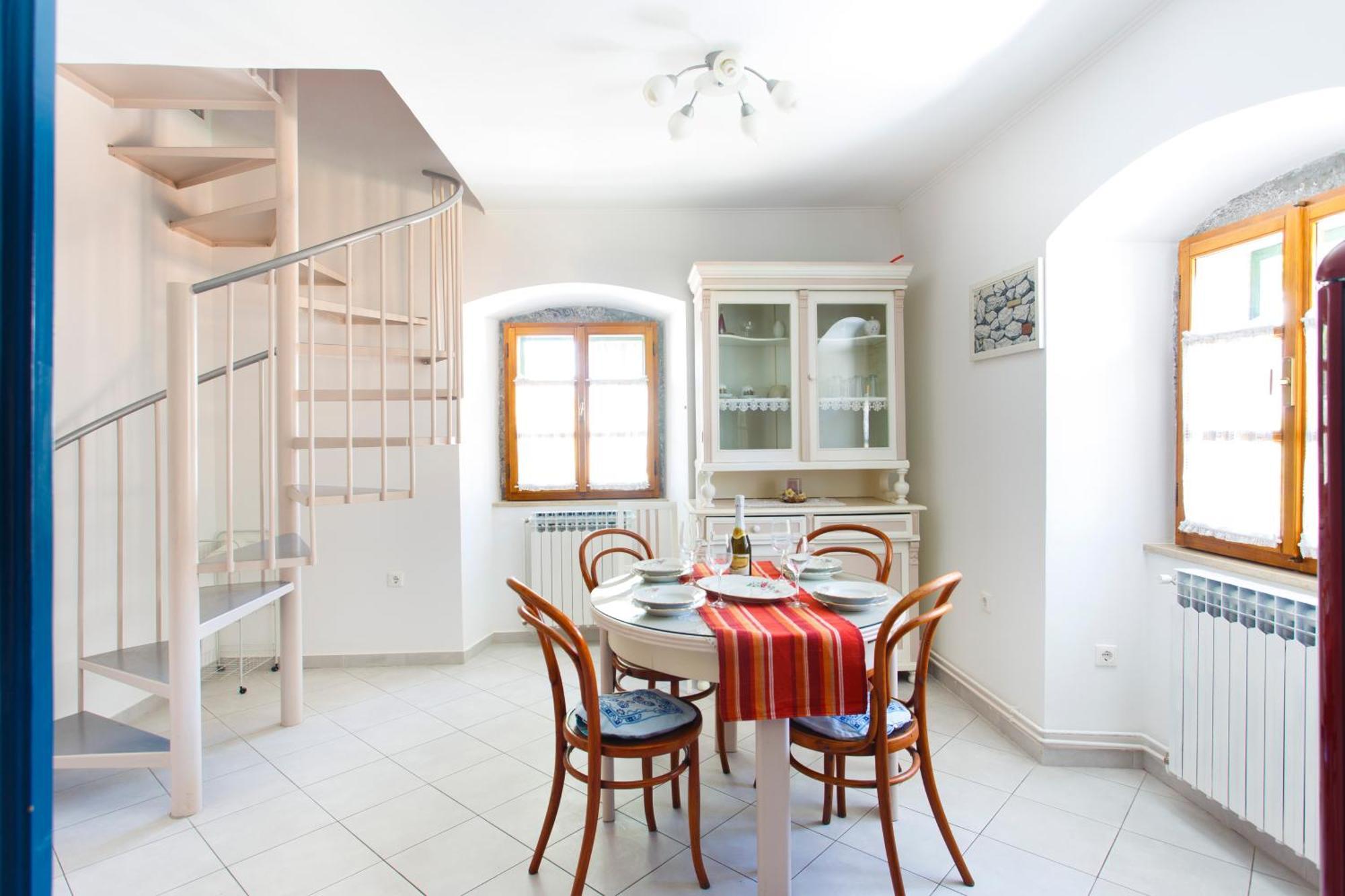 Apartments Villa Kastav In Old Town Center With Sea View And Parking Exterior foto