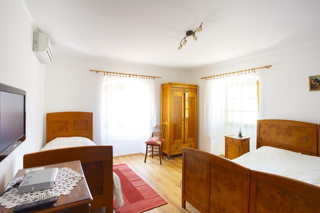 Apartments Villa Kastav In Old Town Center With Sea View And Parking Zimmer foto