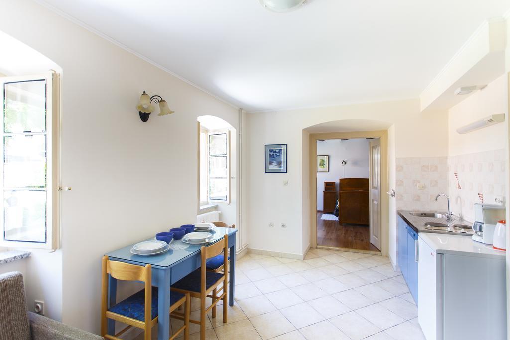 Apartments Villa Kastav In Old Town Center With Sea View And Parking Zimmer foto