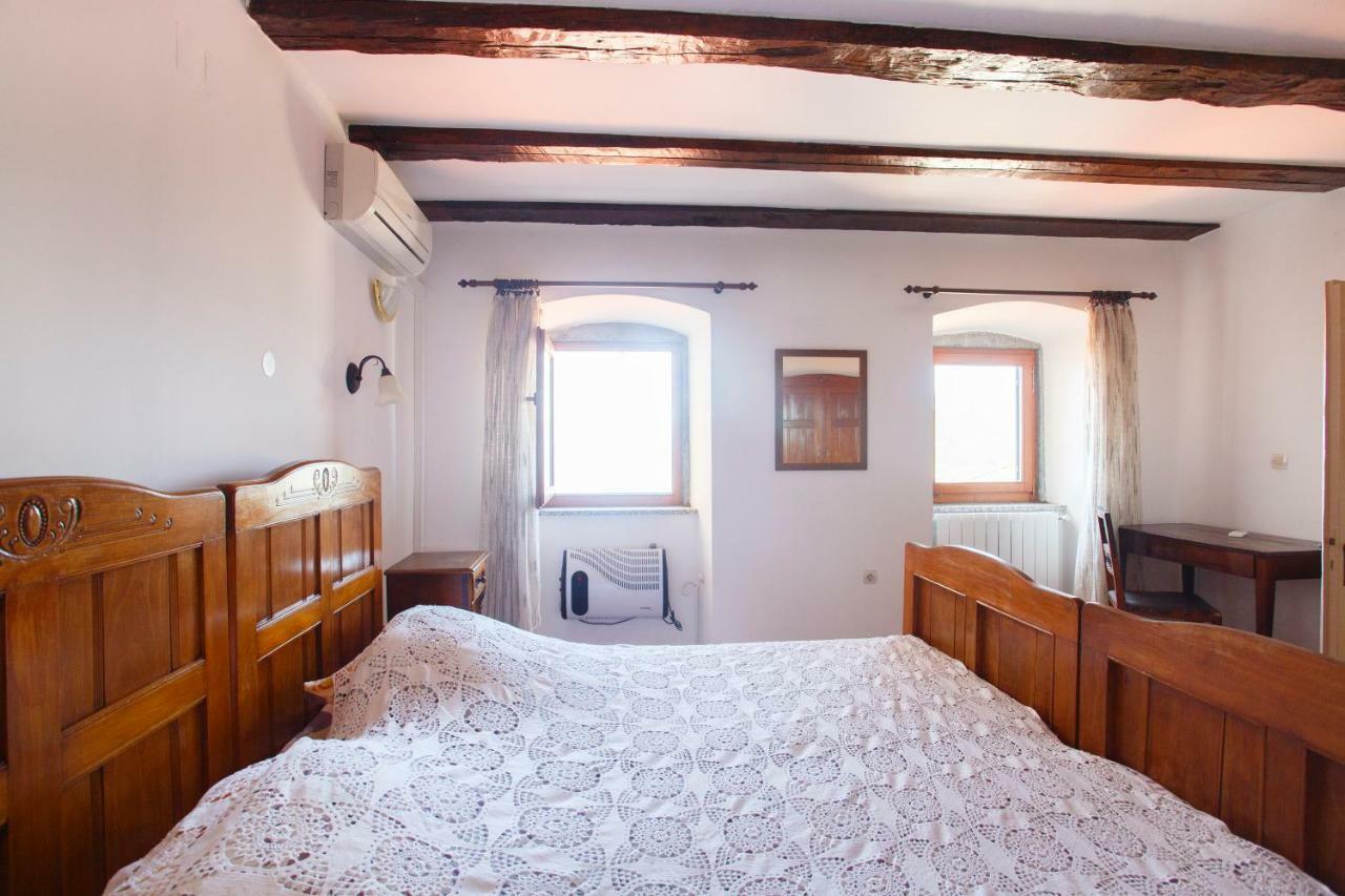 Apartments Villa Kastav In Old Town Center With Sea View And Parking Exterior foto